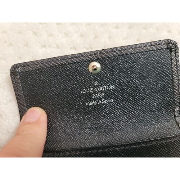 VTG EUC Louis Vuitton Black Taiga Leather 4 Key holder Key Case - Picture 5 of 7